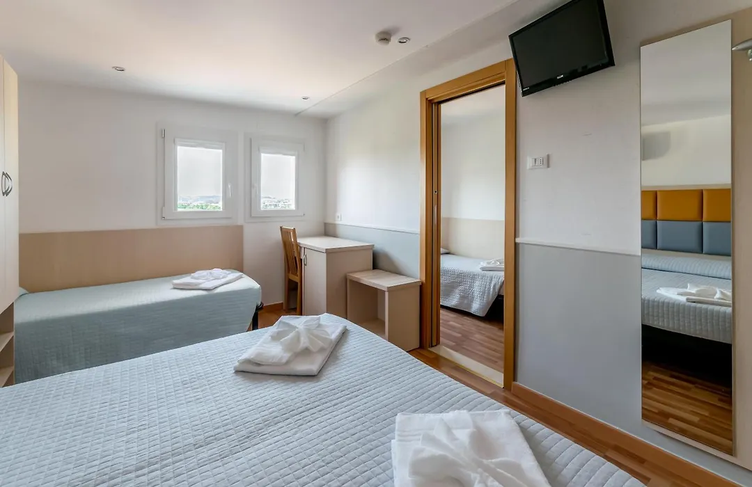 Hotel Stresa-1