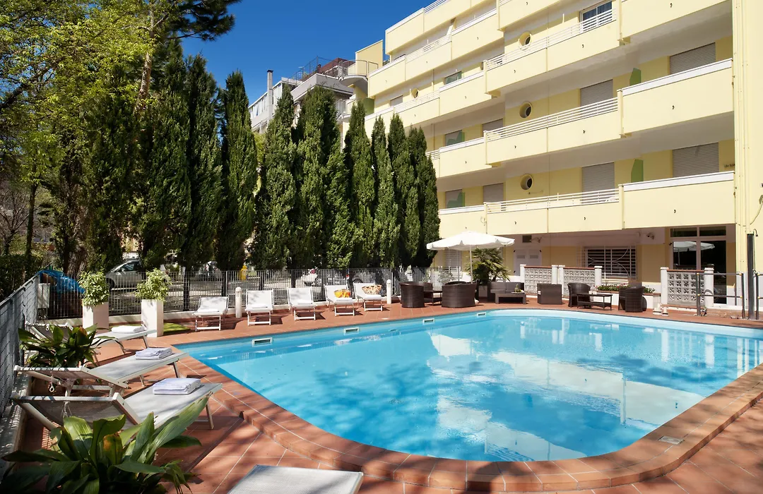 Astoria Suite Hotel-1