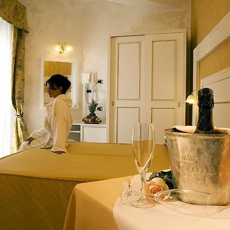 Hotel Diplomat Palace-2